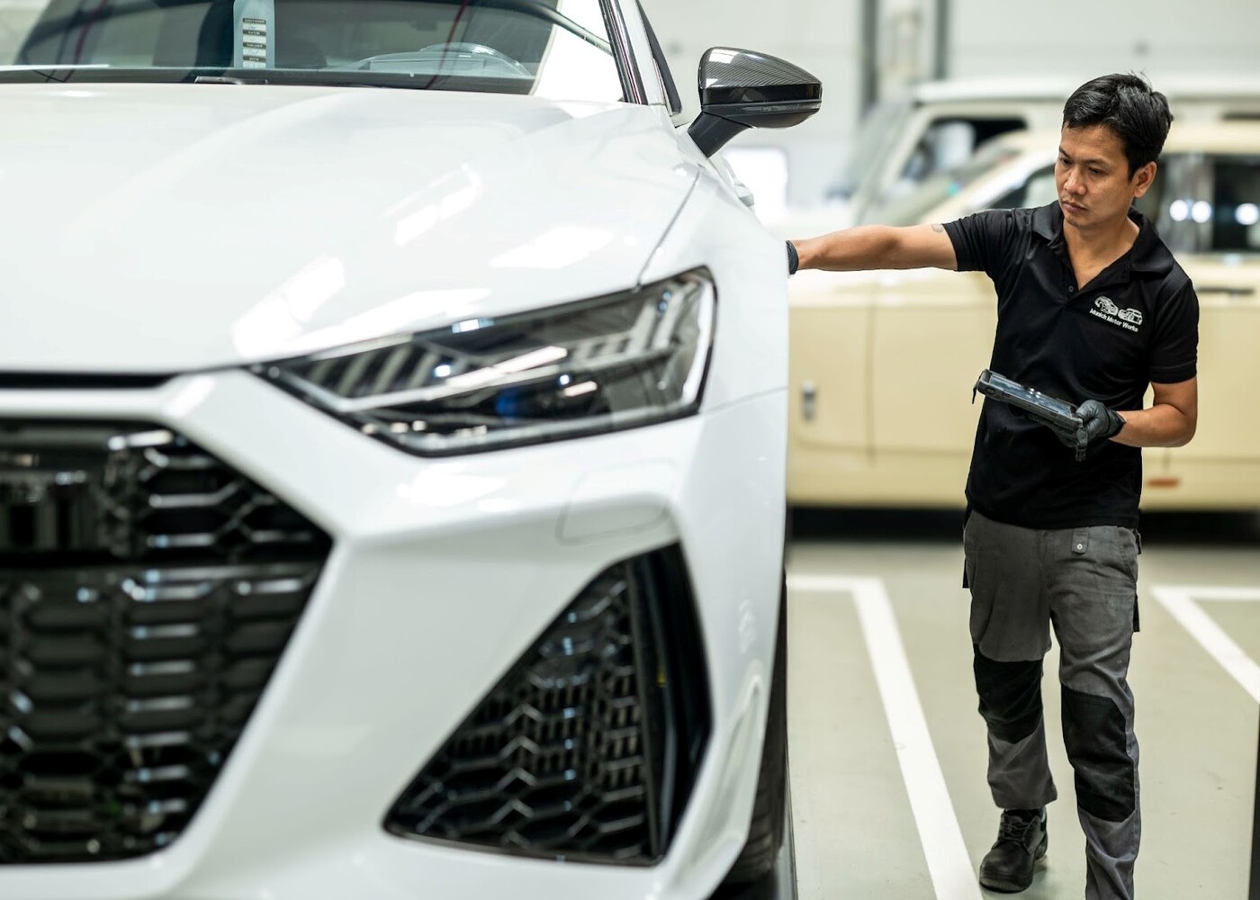 7 Warning Signs of Audi Electrical Issues in Dubai