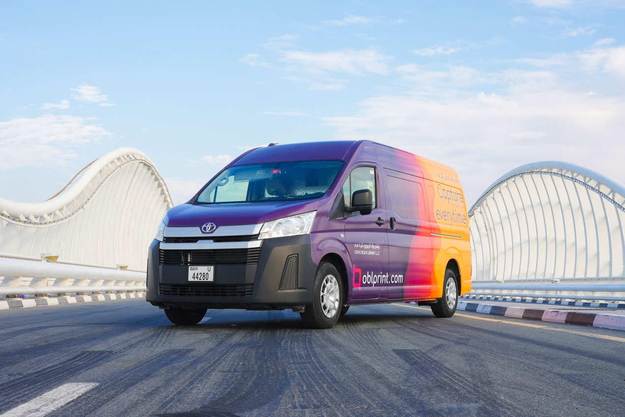 vehicle branding dubai